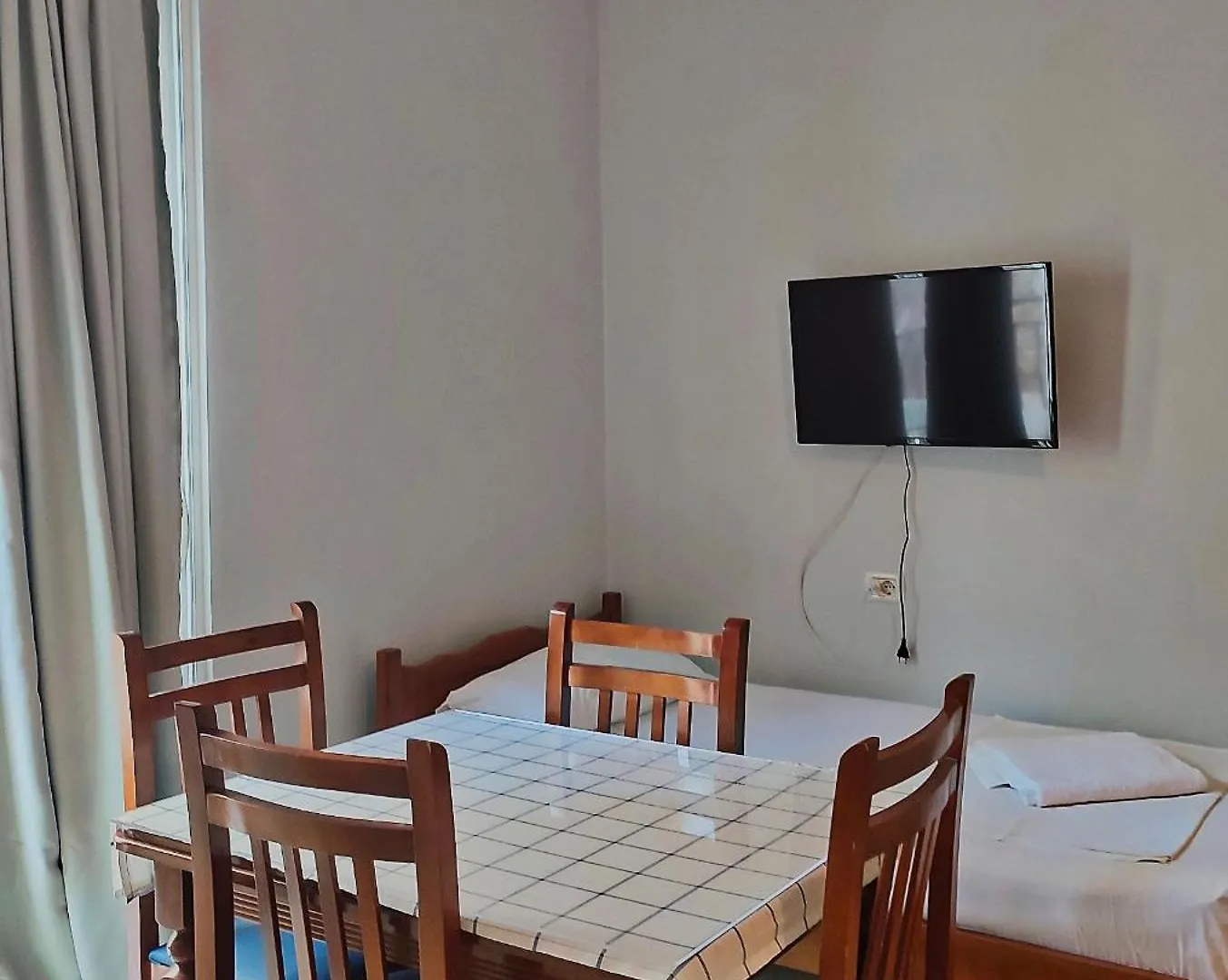Duka Rooms Himarë 0*,